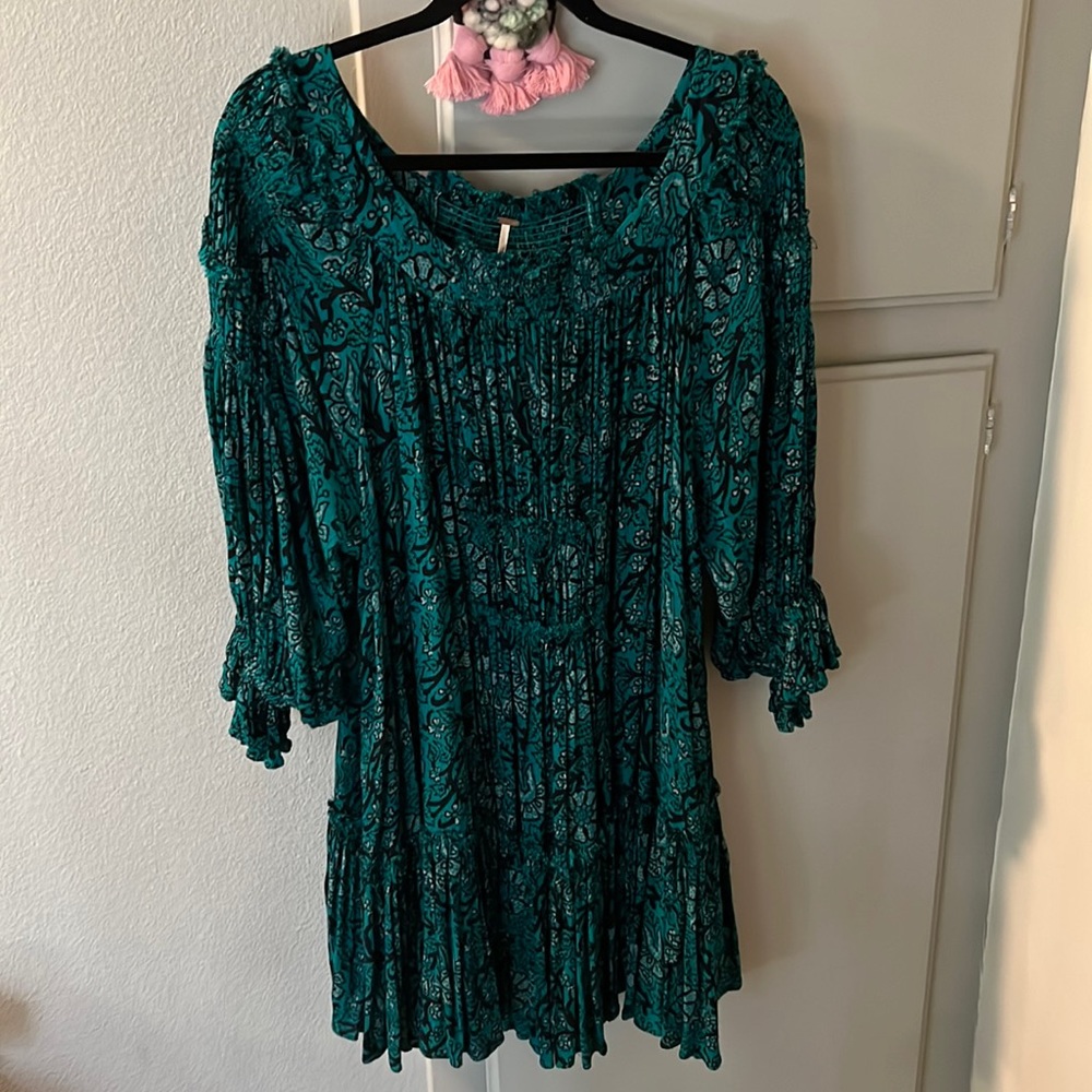 Oversized large tunic.